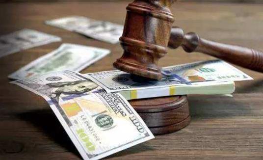 什么样的非财务信息可以用来判断企业陷入财务困境？